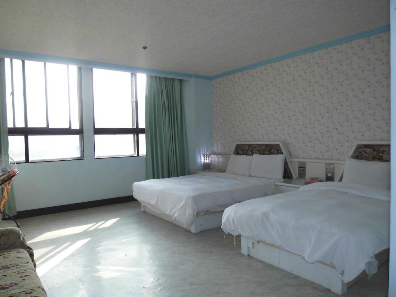 Modern Plaza Hotel Cao Hùng Phòng bức ảnh